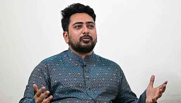 আ.লীগকে ফেরাতে ভারতের সঙ্গে গোপনে আঁতাত করছে সরকার : নাহিদ ইসলাম